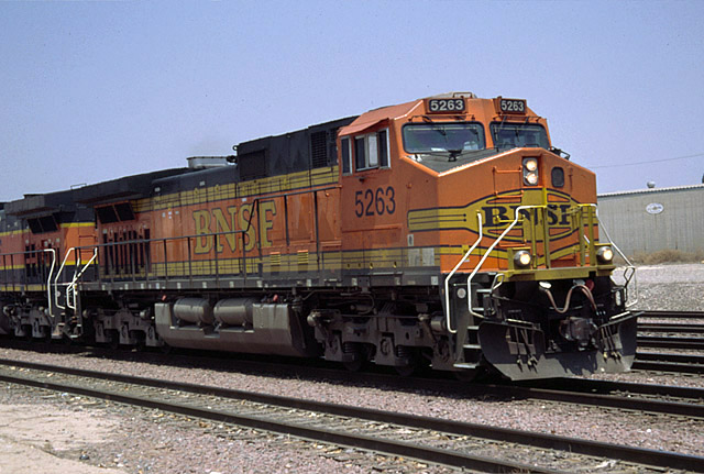 BNSF 5263